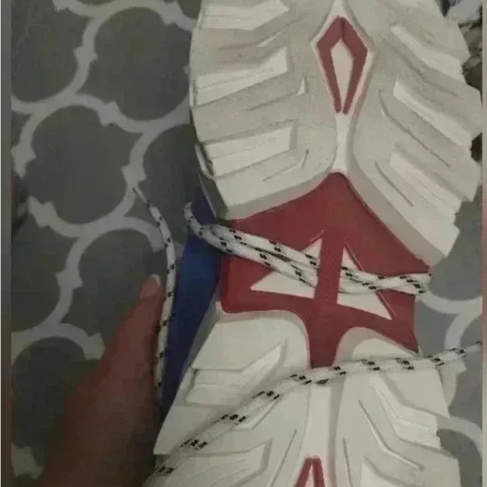 KENZO
Inka Low-Top Sneakers US Size 5 EU 36 New with Box - Picture 8 of 8